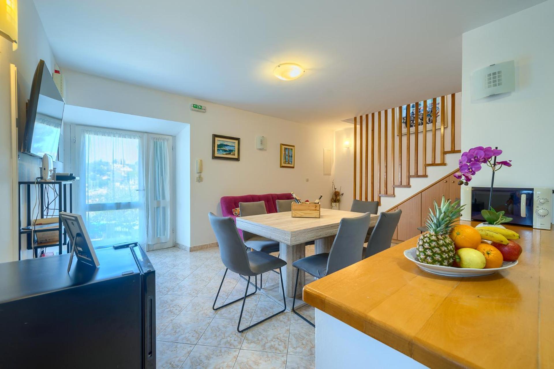 Villa Bonaca Perfect Location For A Holiday With Friends Or Family, Heated Pool Sumartin Εξωτερικό φωτογραφία